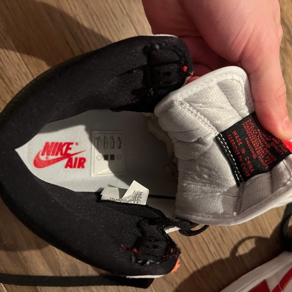 COPY - Air Jordan 1 Retro High OG - Picture 4 of 4